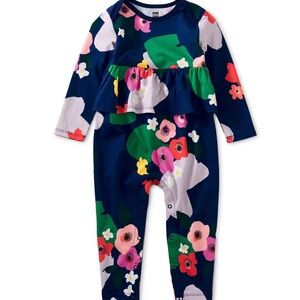 TEA COLLECTION LONG SLEEVE ONE PIECE - SIZE 0-3M